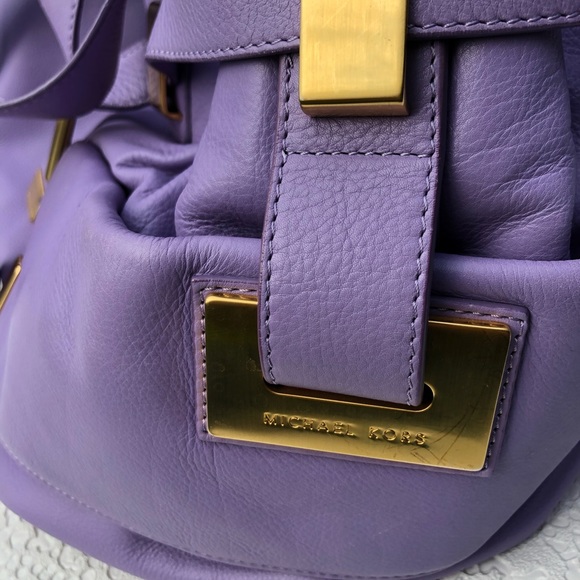Michael Kors Beverly Drawstring Satchel Violet - Picture 3 of 9